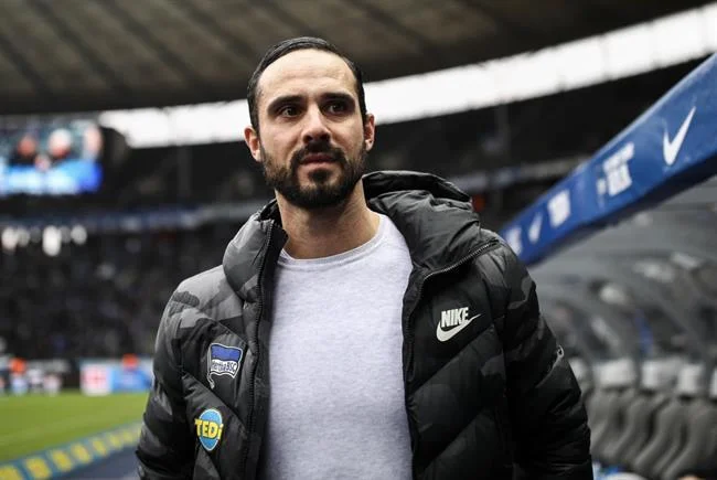 Hình ảnh đội ngũ hỗ trợ khách hàng của fcb8 đăng nhập